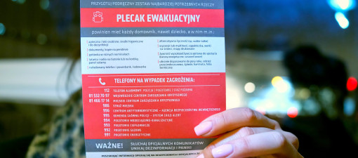 Jak reagować na alarm i spakować plecak ewakuacyjny. Kolejne szkolenie dla mieszkańców w czwartek na Dziesiątej